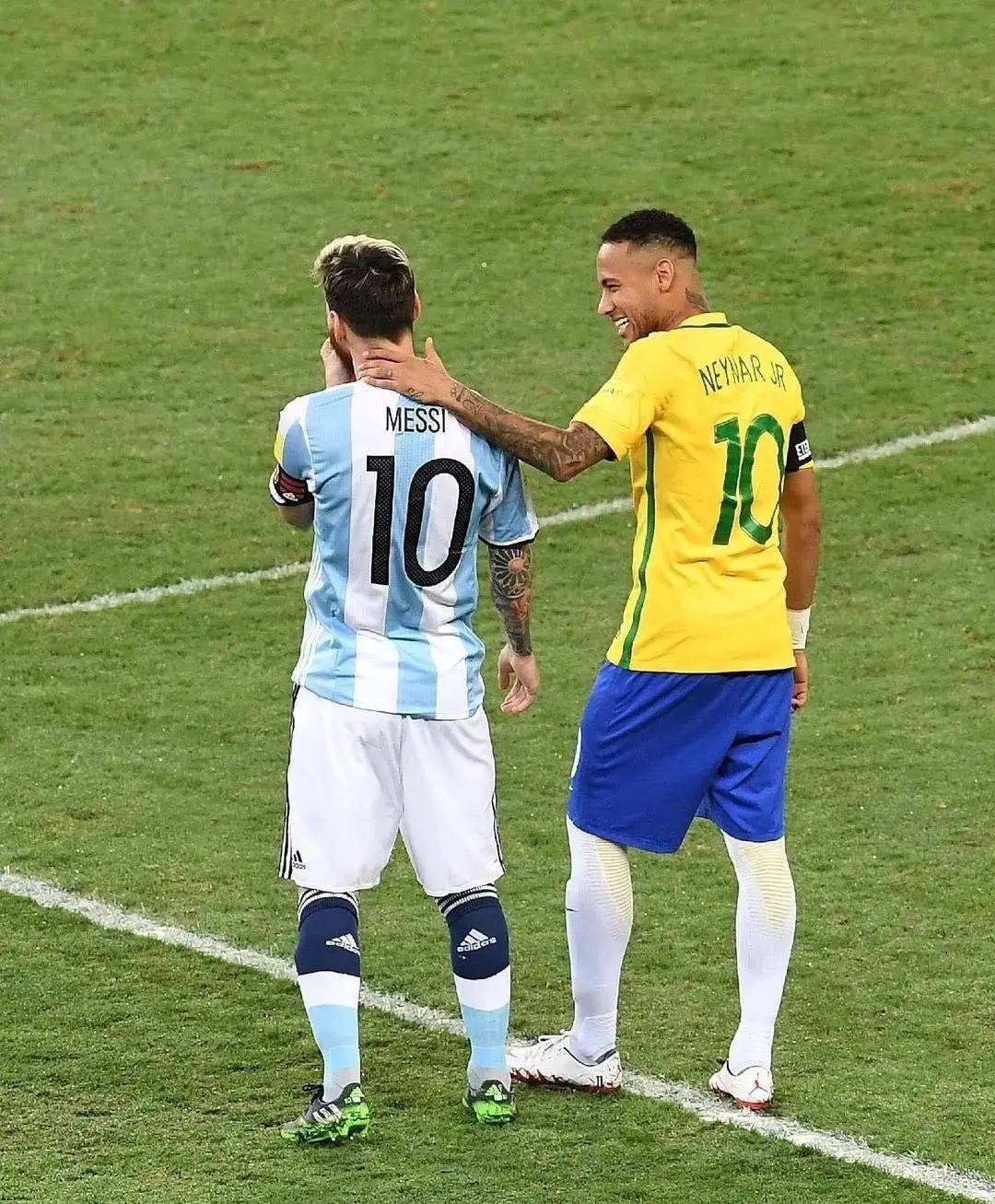 关于JackeyLove巅峰对决，内马尔与90激战利物浦分钟，高光表现胜负难料！的信息